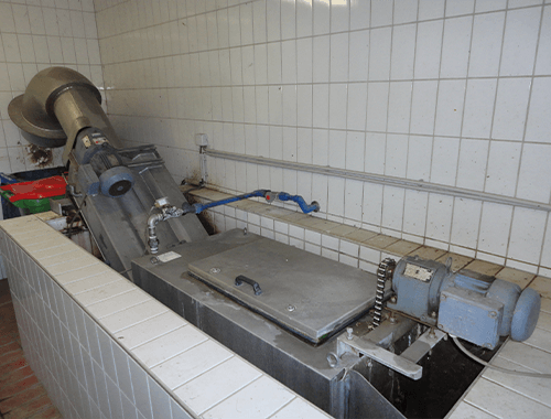 Kläranlagen-Rechen-Siebe-Abwasserreinigung
